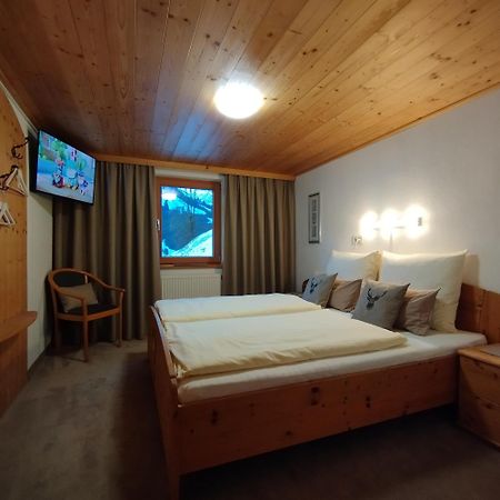 Ferienwohnung Ehrensberger Brixen im Thale Buitenkant foto
